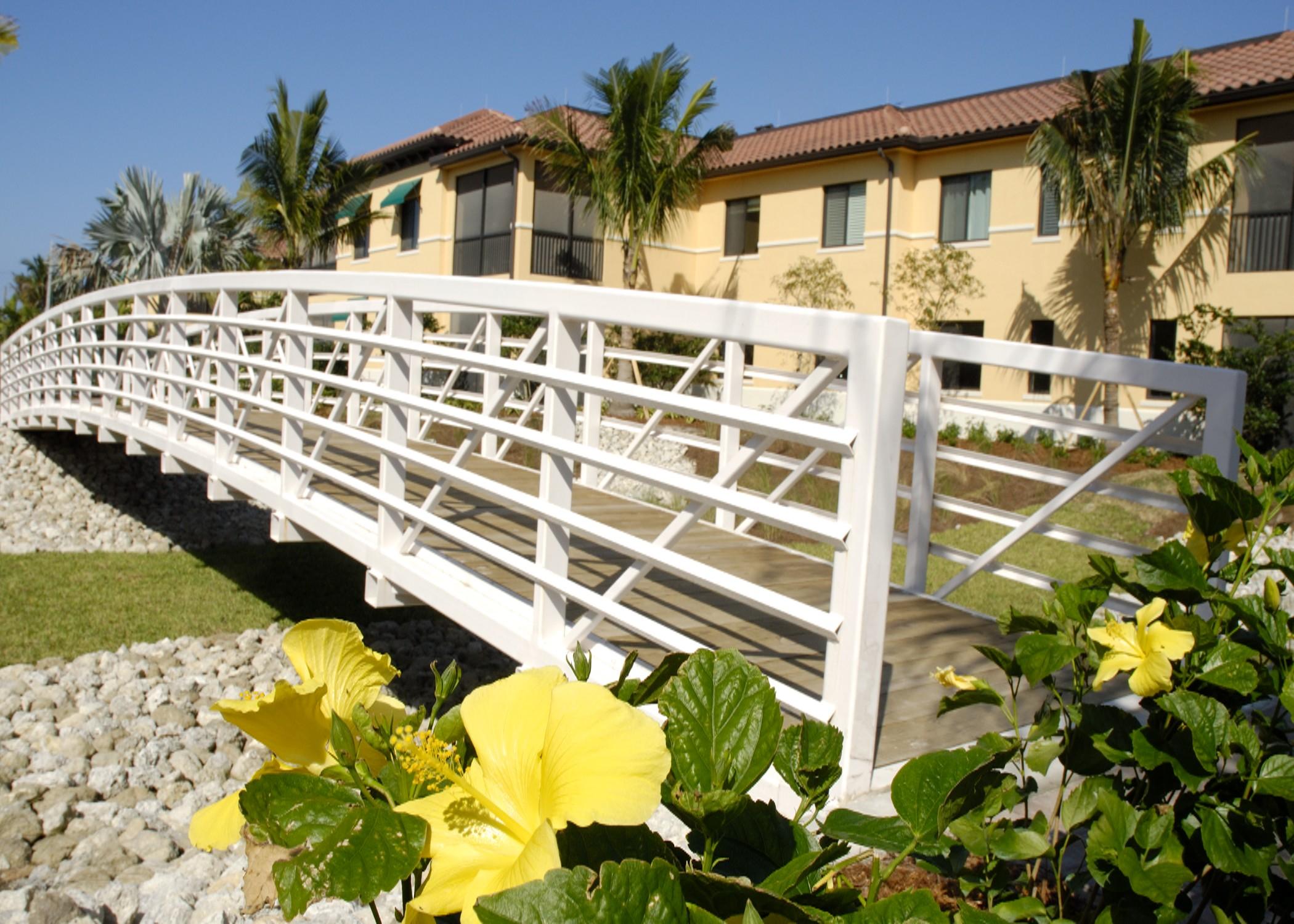Naples Bay Resort & Marina Bagian luar foto