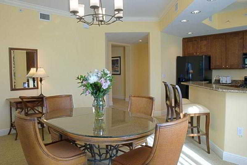 Naples Bay Resort & Marina Bagian luar foto